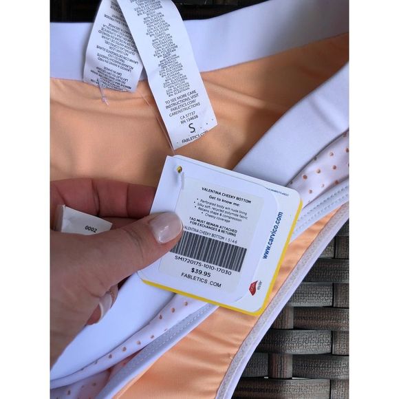 NWT Fabletics Bikini Bottom - Picture 3 of 6